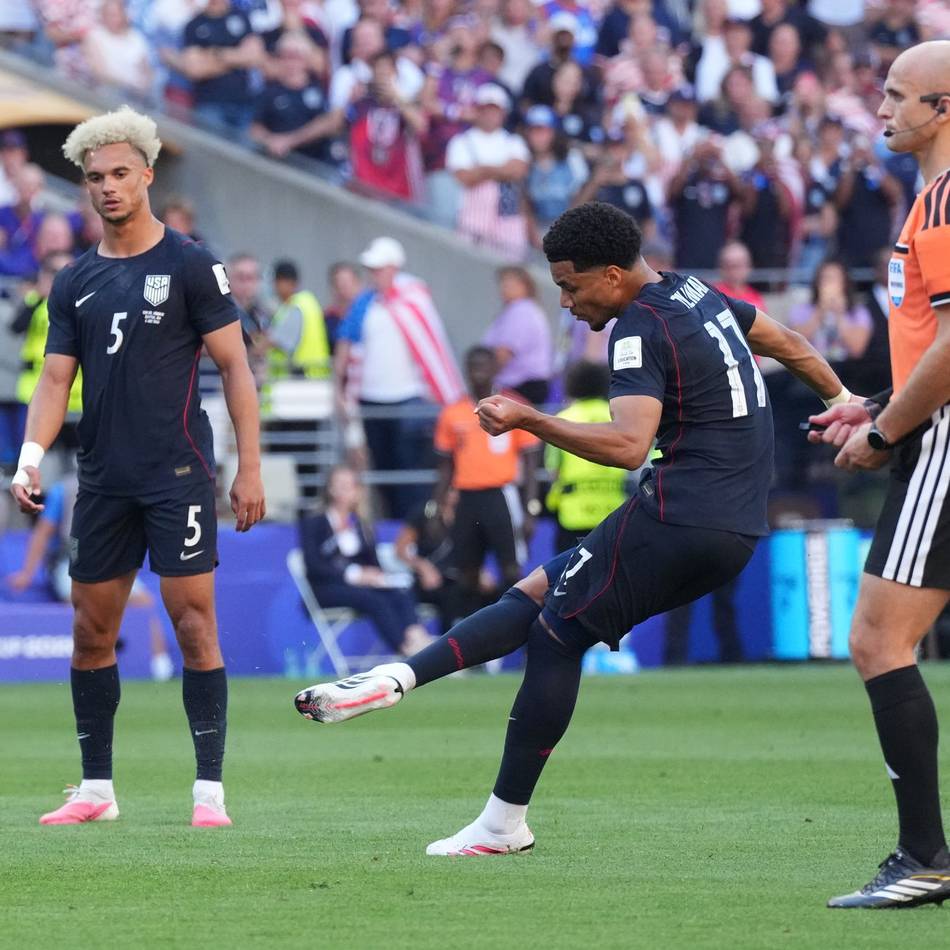 Beim WM-Aus der USA: Tillman empfiehlt sich als Freistoß-Spezialist