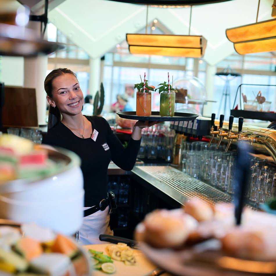 Gastronomie in Hilden: Cafe Extrablatt ist zurück – mit neuer Theke und „All-in-one“-Karte