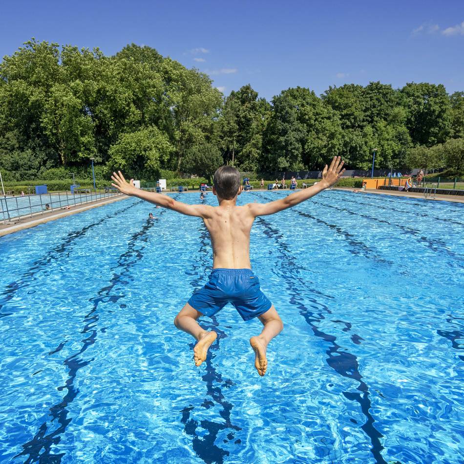 Nach umfassender Sanierung: Freibad Homberg öffnet am Samstag endlich wieder