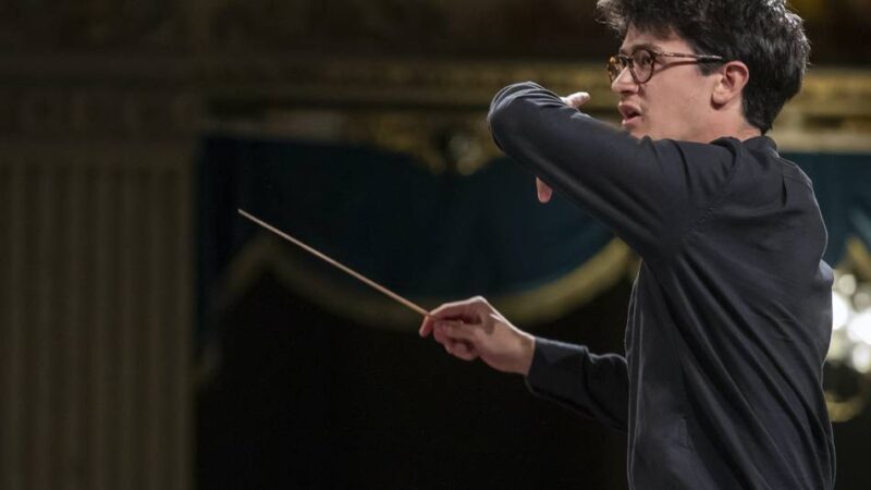 Musik in Mönchengladbach: Niederrheinische Sinfoniker bringen Urlaubsgefühle in den Konzertsaal