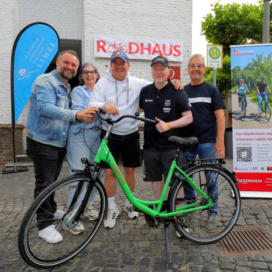 Radtour rund um Xanten: Joey Kelly radelt mit Dutzenden für den guten Zweck