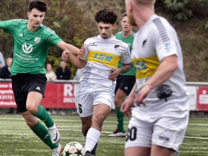Der Spielplan ist da: Langenfelder Lokalduell ist das Bezirksliga-Eröffnungsspiel