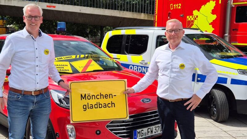 Mönchengladbach bei Protestaktion dabei: Kämmerer Michael Heck im Feuerwehrauto zum Kanzleramt