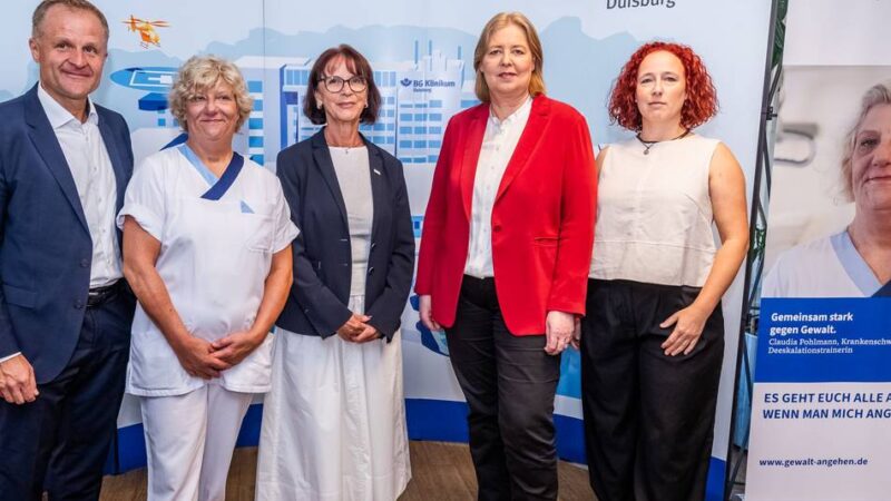 Ministerin Bas wirbt bei Besuch für Prävention: So bekämpft eine Duisburger Klinik Gewalt an Mitarbeitern