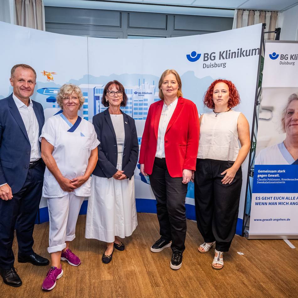 Ministerin Bas wirbt bei Besuch für Prävention: So bekämpft eine Duisburger Klinik Gewalt an Mitarbeitern