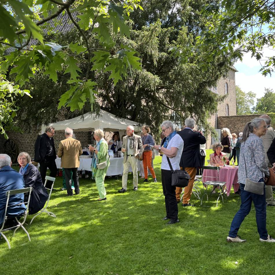 Am Sonntag am Ossenberger Schloss: Lions-Damen machen Matinee zu einem kulinarischen Genuss
