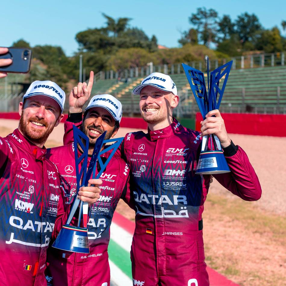 Rennfahrer aus Hilden: Hanses jubelt in Imola über den ersten Podiumsplatz der Saison