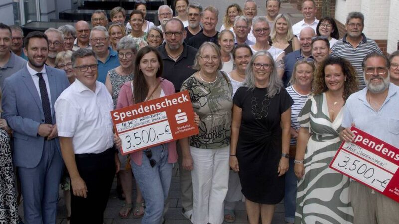 Gourmetmeile der Rheinberger Nachbarschaften: Spenden für Wohngruppe und Hospiz