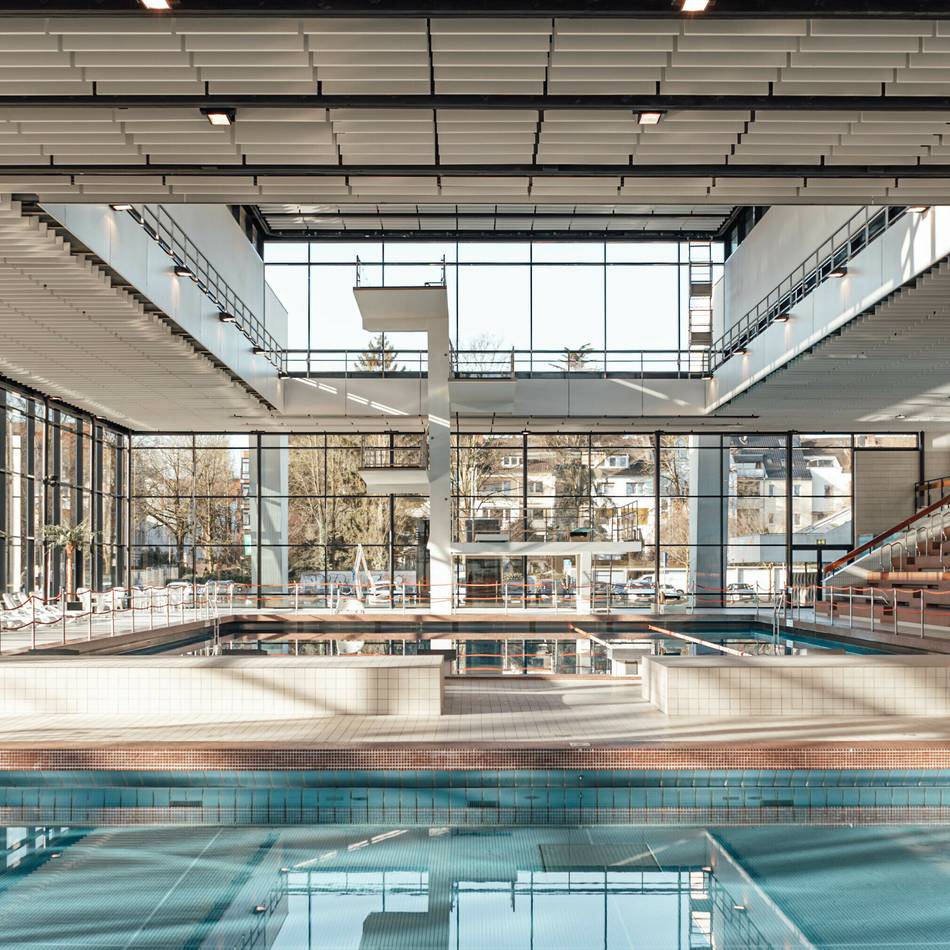 Bäderbericht in Mönchengladbach: Schwimmen ist beliebt – aber teuer