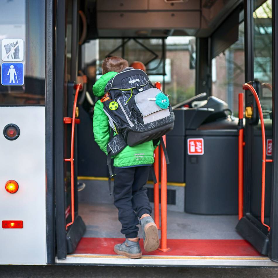 Lösung gefunden in Mettmann: Obschwarzbacher Kinder fahren weiterhin mit dem Schulbus