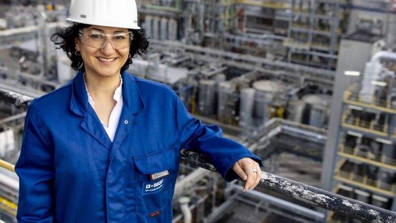 BASF-Werk-Chefin: „Wir bemühen uns um sozialverträgliche Lösungen“
