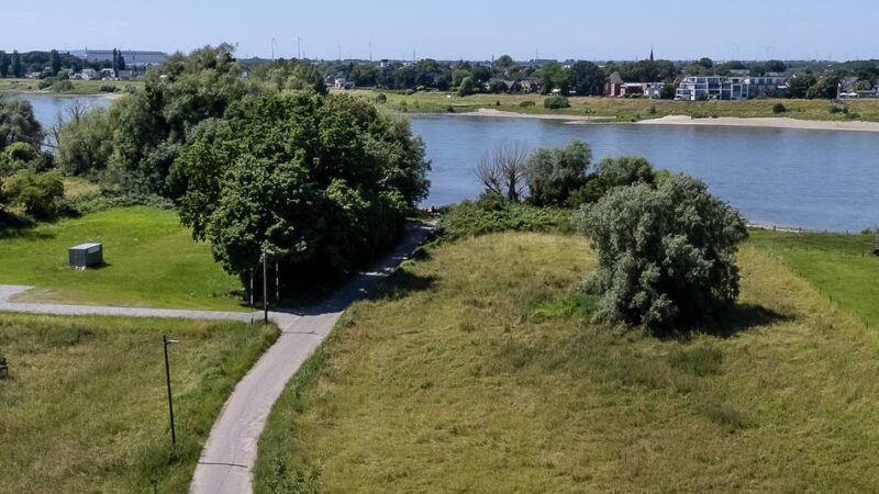 Am Rhein in Düsseldorf: Himmelgeister Deich wird für 42 Millionen Euro ausgebaut – einigen Anwohnern droht Enteignung