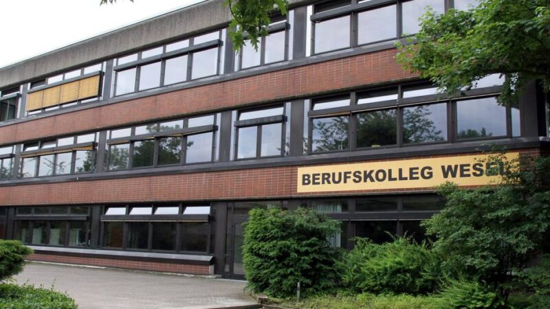 Beamtin wehrt sich gegen Ruhestand: Der bizarre Fall der dauerkranken Lehrerin – und was ihr jetzt droht