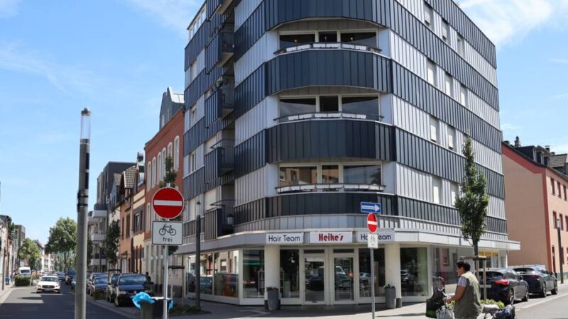 Bahnhofsviertel in Grevenbroich: Streit um Schwellen und Stoppschild für (Ein-)Bahnstraße