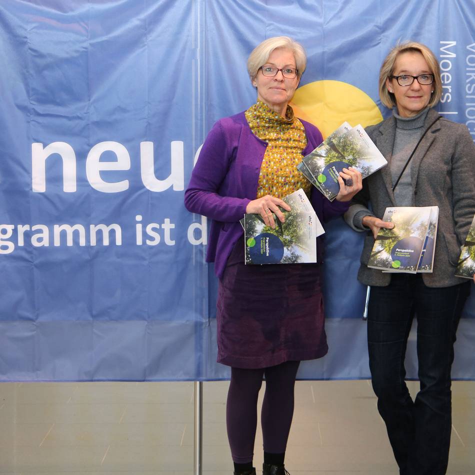 VHS Moers/Kamp-Lintfort
: Igelhotel, Bridge und Businessenglisch — neues Semester startet