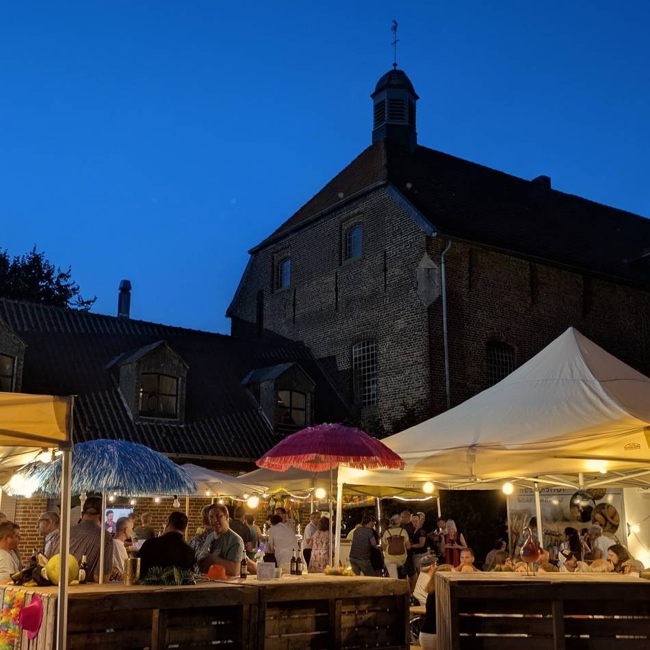 Caipirinha, Aperol, Lillet, Mojito : Lauschige Cocktailparty auf Burg Kervenheim