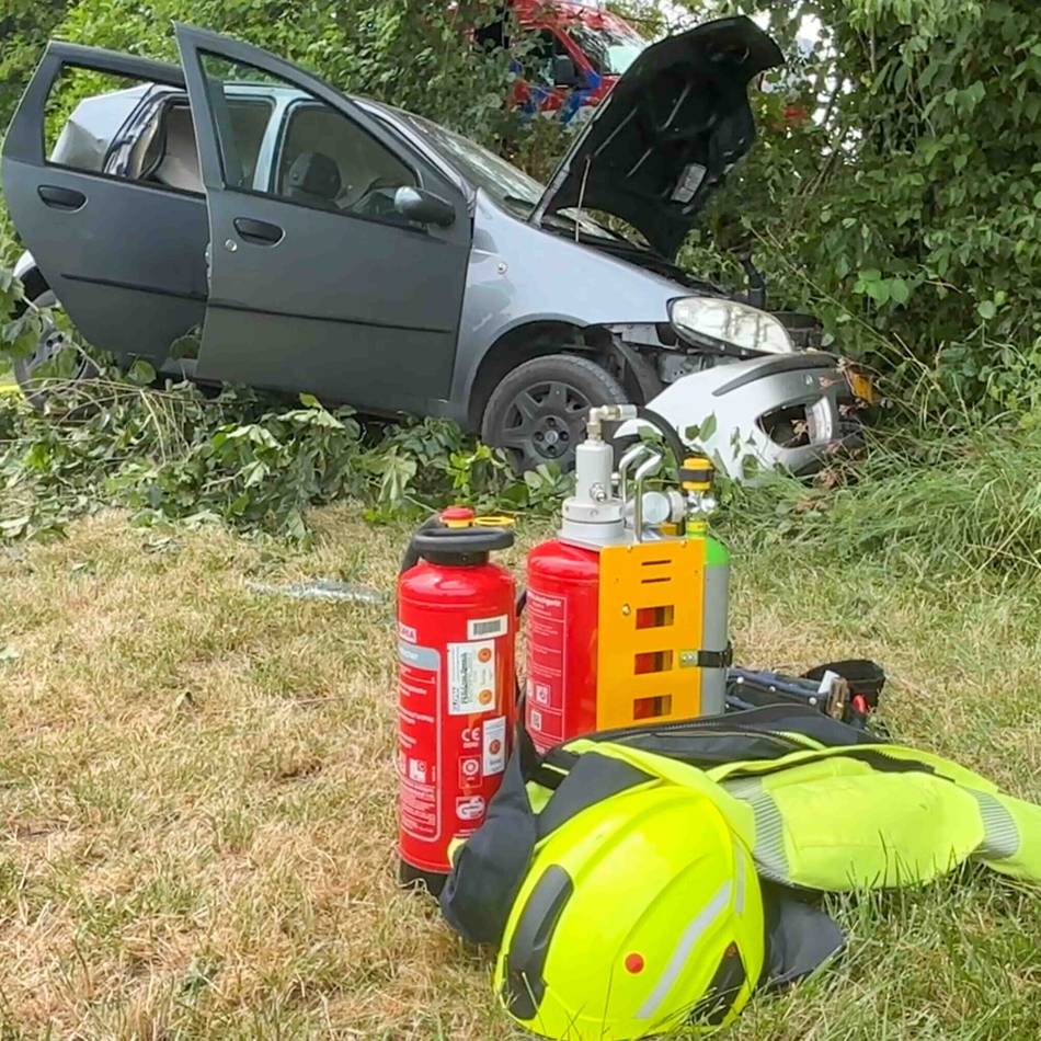Eine Schwerverletzte: Nach Unfall in Elten – Fahrer stand unter Alkohol