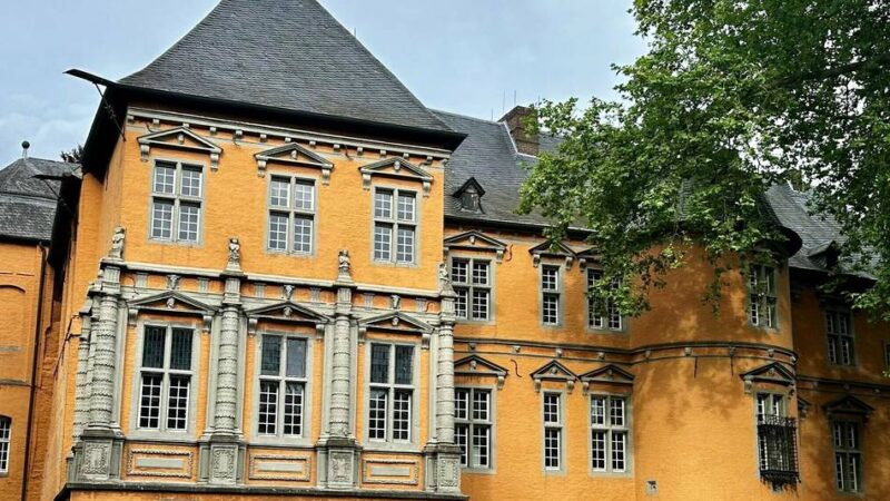 Baumaßnahmen in Mönchengladbach: Sanierung von Schloss Rheydt – so viel Millionen hat sie bisher gekostet