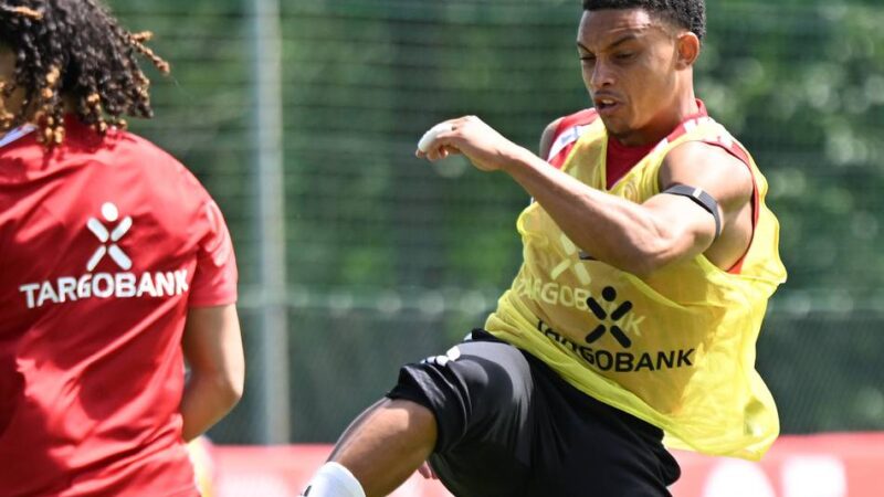 Drei-Mann-Gipfel geplant: Fortuna vollzieht Klausel-Wende – neuer Stand im Transfer-Poker um van der Sloot