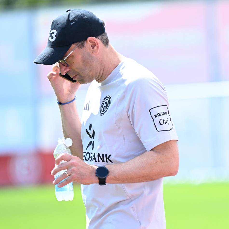 „Klingt vielleicht etwas komisch, aber…“: Besondere Hilfe aus der Bundesliga – BVB-Test zahlt sich für Fortuna schon jetzt aus