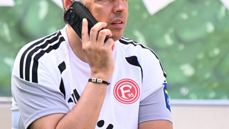 Sportchef bestätigt laufende Gespräche: Nächster Fortuna-Transfer steht bevor – auf diesen Positionen will Arabi noch nachlegen
