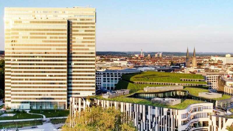 Düsseldorfer Architekturikone : Neue Miteigentümer für das Dreischeibenhaus