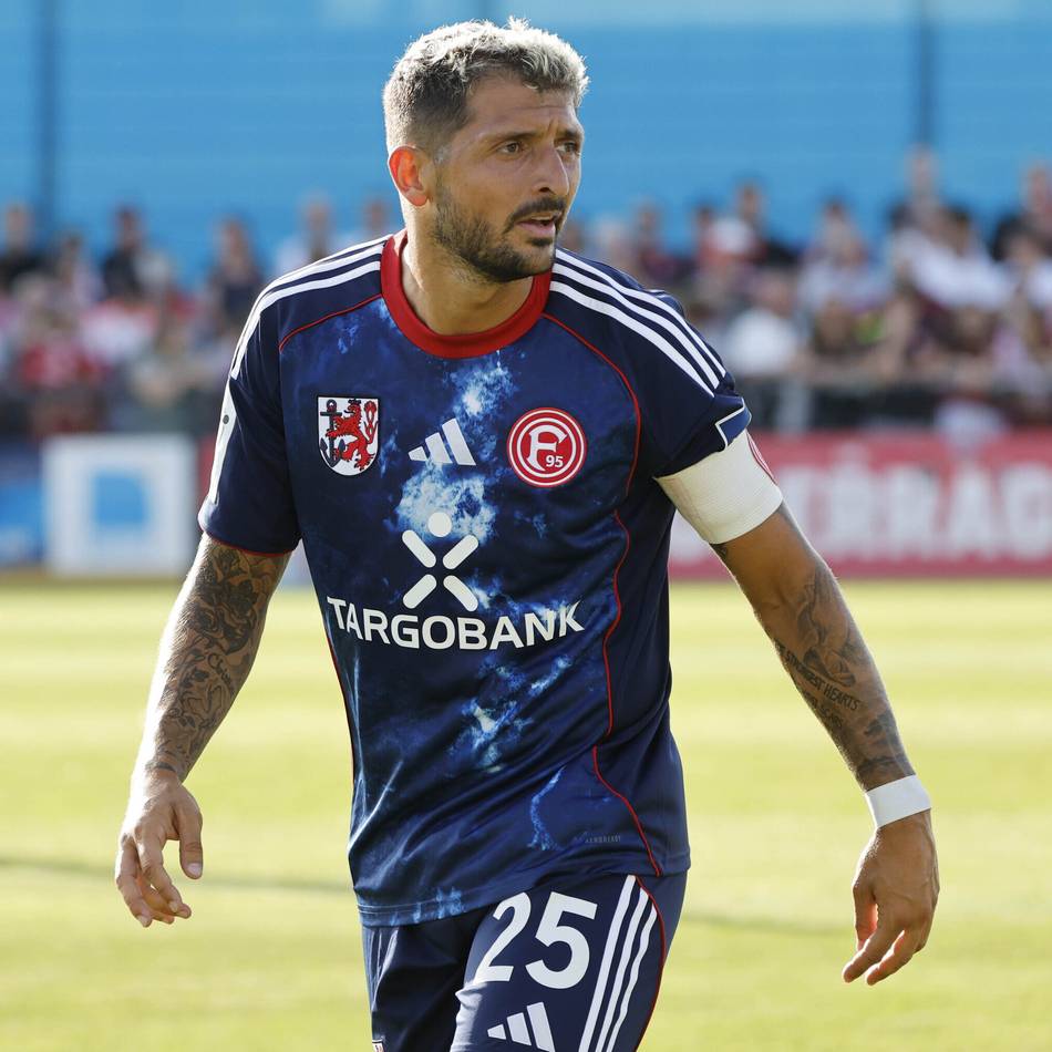„Findet sich überall zurecht“: Positionstausch zum Auftakt – Fortuna-Trainer Ende testet Zimmermann-Anpassung