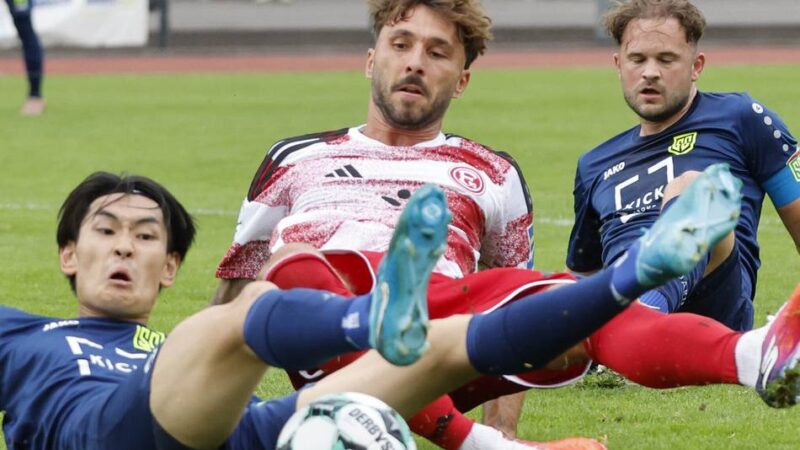 Traumtor von Arden kurz vor Schluss: Souveräner Fortuna-Erfolg in St. Tönis – drei der vier Stürmer treffen beim 5:0-Sieg