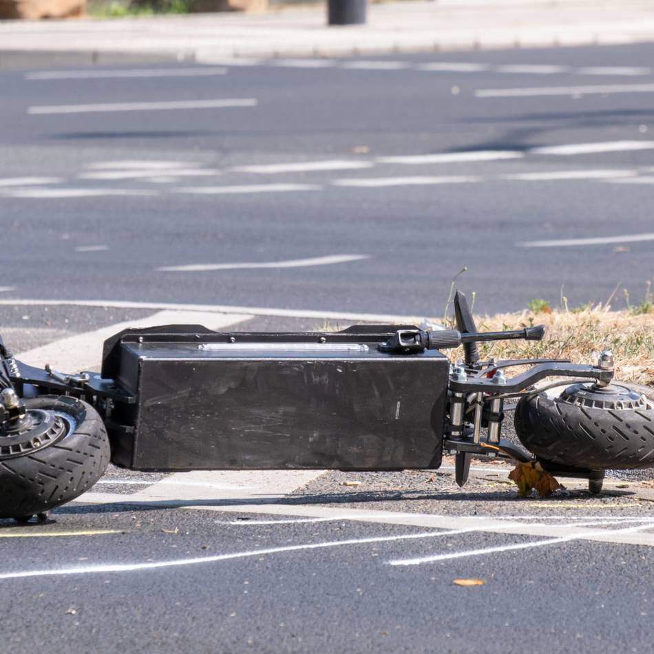 Posting der Polizei Krefeld: Zwei Kinder nach E-Scooter-Unfällen im Krankenhaus