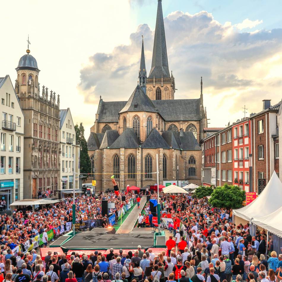 Sportevent in der Weseler City: Domspringen wieder auf dem Großen Markt – das ist geplant