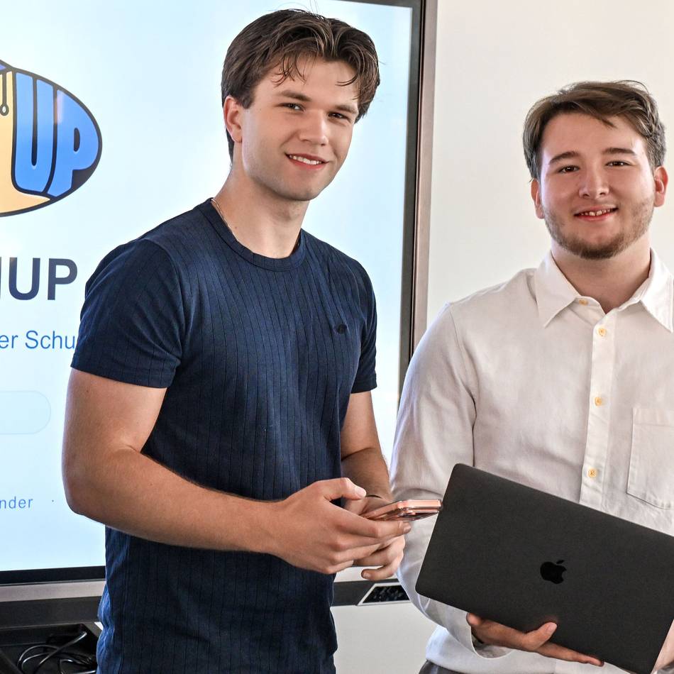 Pilotprojekt in Anrath: Schüler entwickeln Nachhilfe-App „SchoolUP“