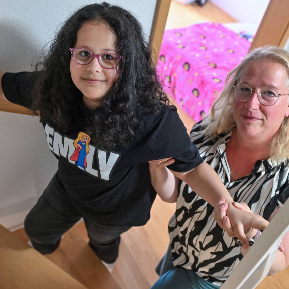 Spendenaufruf für die zehnjährige Maisy aus Willich: „Ein Treppenlift würde ein Stück Freiheit bedeuten“