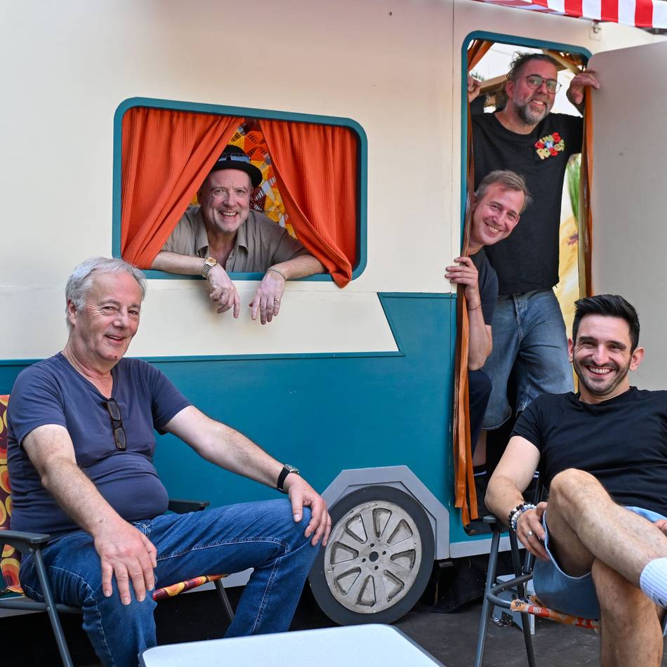 Schlossfestspiele in Neersen: Schlager-Spaß auf der Festspielbühne