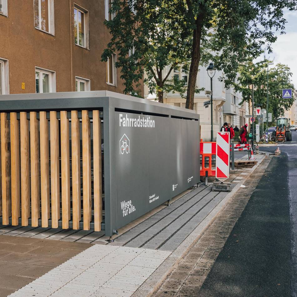 Mobilität in Düsseldorf : Drei neue Fahrradstationen für das Zooviertel