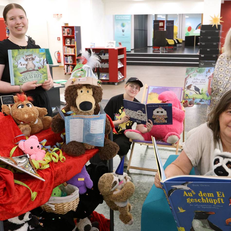 Sommerleseclub Leverkusen: Teddy, Schaf und Co. erkunden nachts die Bibliothek