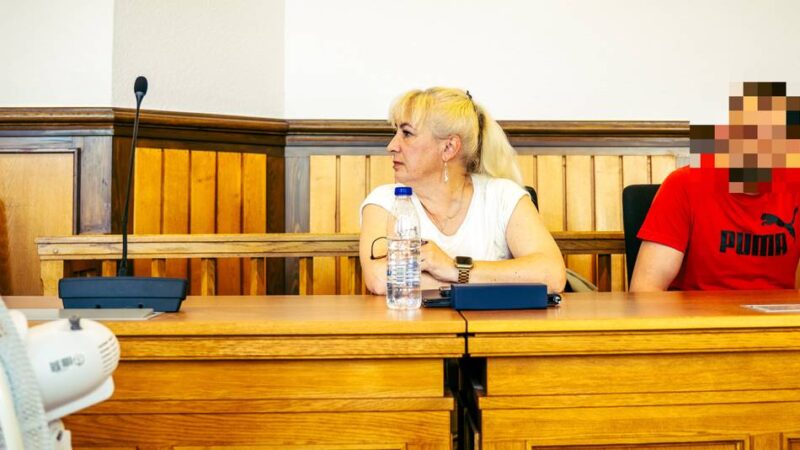 Kleiderordnung im Landgericht Kleve: Hitzerekorde und trotzdem Robe für Juristen?