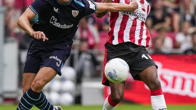Nach schwerer Knieverletzung: Alassane Plea feiert bei der PSV Eindhoven sein Comeback