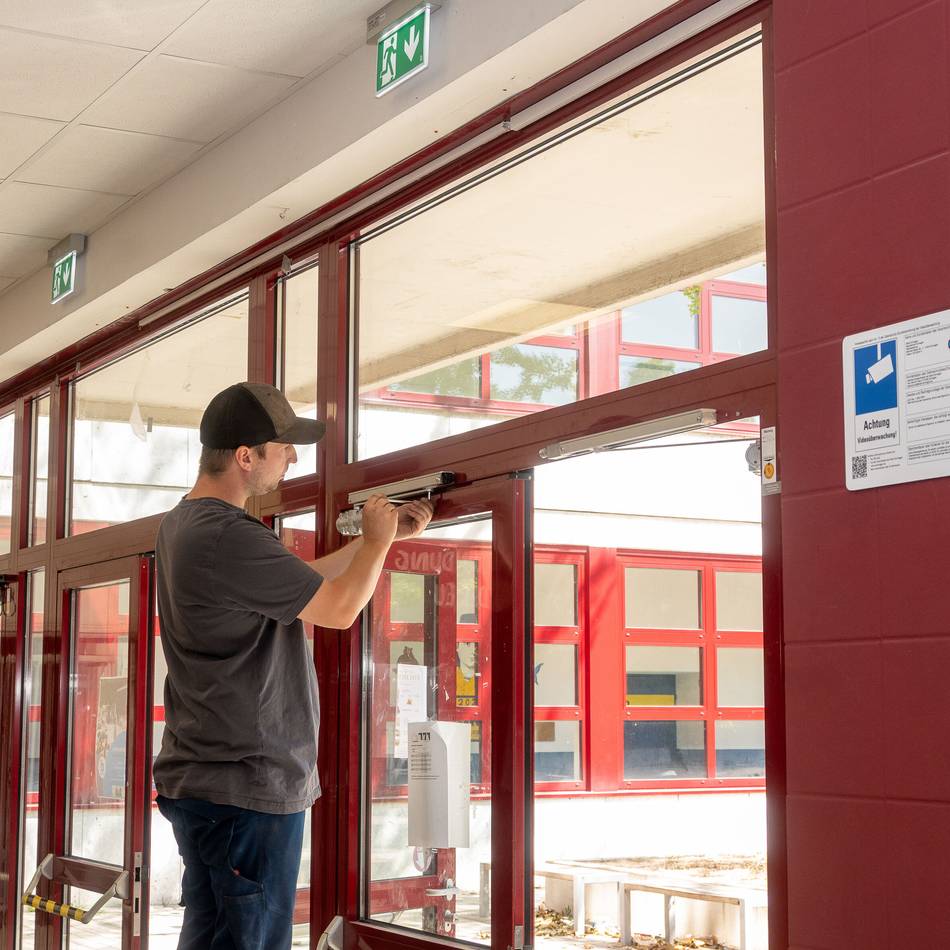 Investitionen in Dormagen: Frischer Anstrich und neue Lehrertoiletten