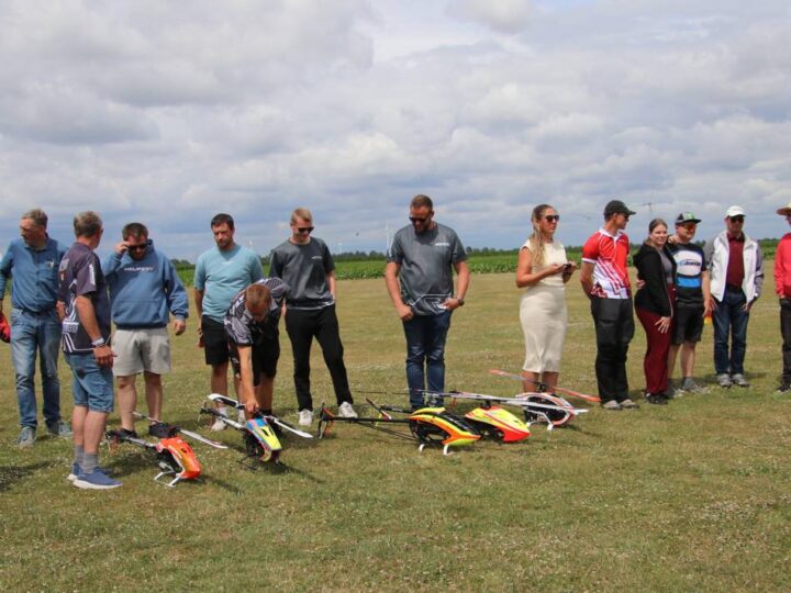 Internationale Teilnehmer und Punktrichter: Championship der Modellflieger-Hubschrauber beim MFC-Saturn Kerken
