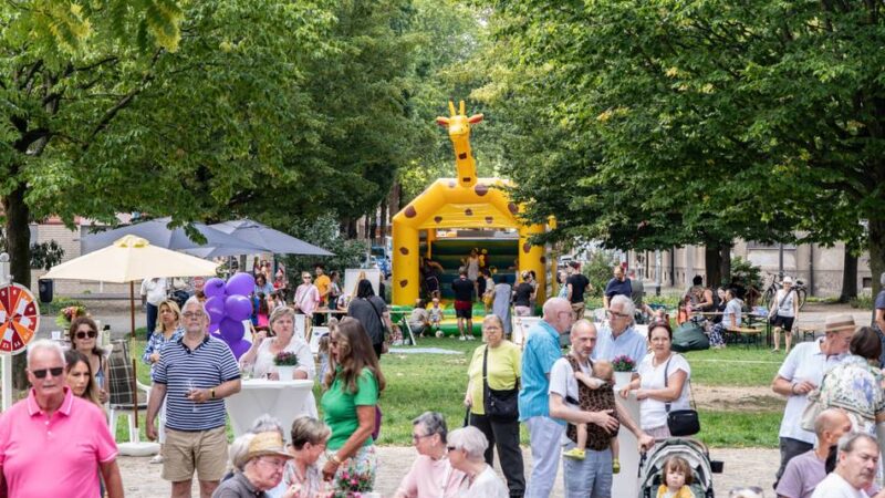 Veranstaltung in Mönchengladbach : Modenschau, Tanz und Live-Musik beim Nachbarschaftsfest an der Keplerstraße