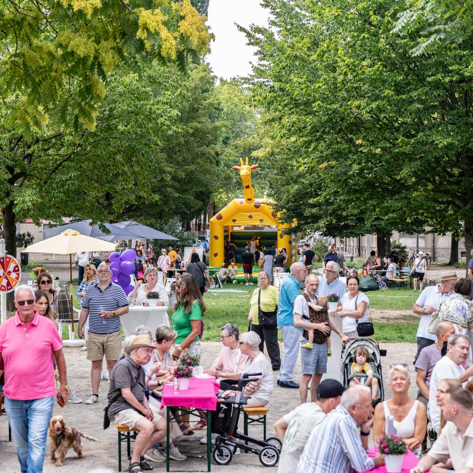 Veranstaltung in Mönchengladbach : Modenschau, Tanz und Live-Musik beim Nachbarschaftsfest an der Keplerstraße
