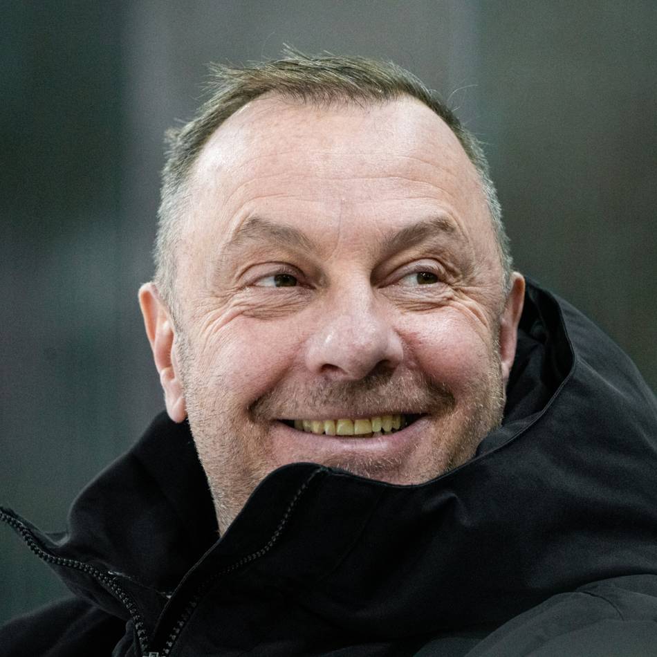 Profifußball statt Eishockey: Nach Oberliga-Absage – Steffen Ziesche wird Teammanager bei Energie Cottbus