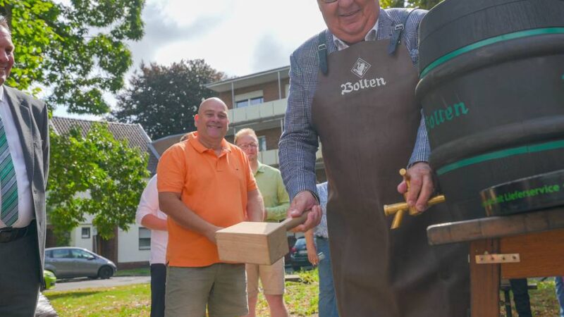 Tradition in Mönchengladbach: Frühschoppen für den guten Zweck – das bietet das Jakob-Brunnen-Fest