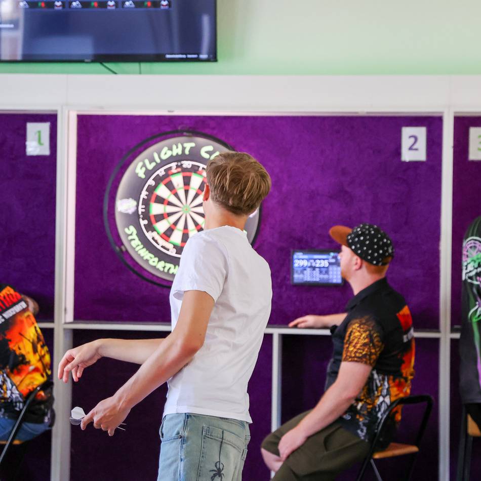 Premiere in Korschenbroich: So lief die erste Stadtmeisterschaft im Darts ab