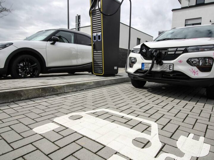 Neues Mobilitätskonzept: Veränderte Buslinien, Radwege und ein neues Bahnhofsumfeld in Grevenbroich