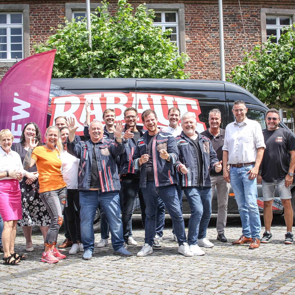 Open Air und „Grevenbroich bewegt“: Fußball-Promis sind Gäste am großen Rabaue-Wochenende