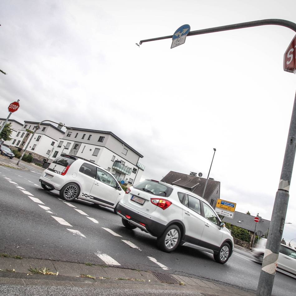 Kreuzung Lindenstraße/Nordstraße in Grevenbroich: Warum die Stadt nach dem Ausfall gleich alle Ampeln abgebaut hat