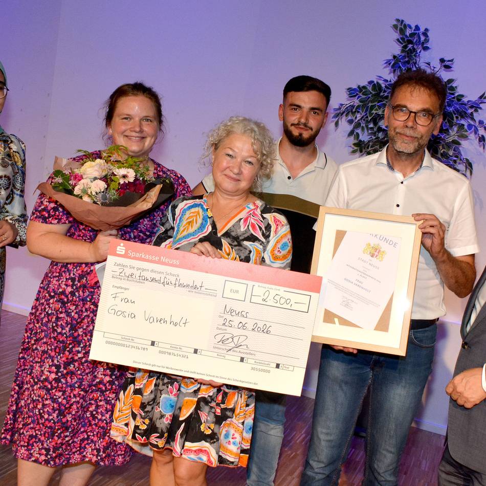 Integrationsförderpreis in Neuss verliehen: „Integration gelingt dort, wo Menschen aufeinander zugehen“