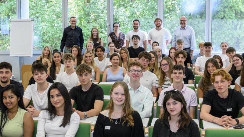 Erfolgreiches Pilotprojekt im Rhein-Kreis Neuss: Wenn Schüler Geschäftsideen entwickeln