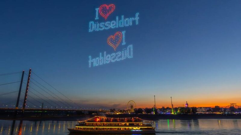 Event am Dienstagabend in Düsseldorf: Wo Sie die Drohnenshow der Rheinkirmes live streamen können